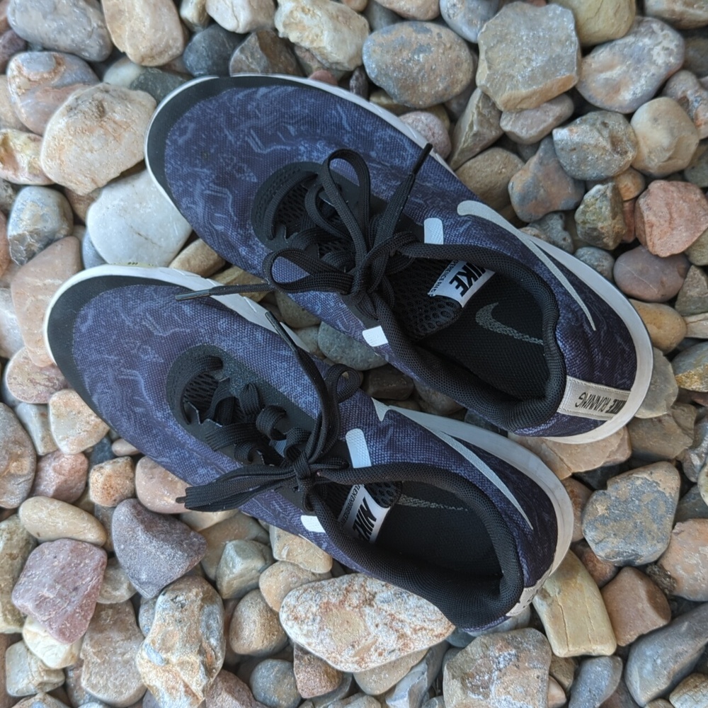 Nike Black & White Marbled Fabric Lightweight Running Women's Shoes 9